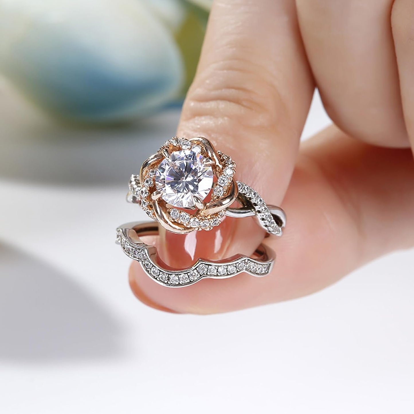 Jeulia Halo Solitaire Engagement Rings for Women Sterling Silver Floral Flower Rings Rose Gold Plated Diamond Ring Round Cut Bridal Ring Set Anniversary Promise Rings for Her