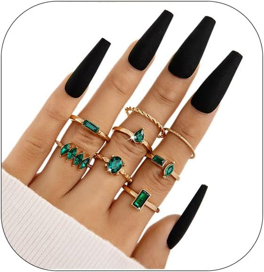 Boho Cubic Zirconia Stackable Rings for Women Dainty Crystal Knuckle Ring Set 8Pcs Vintage Gold Silver Statement Wedding Engagement Rings Pack